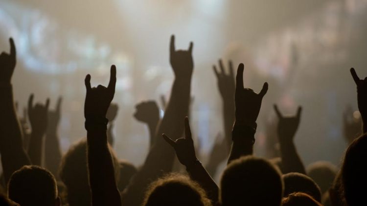 escuchar metal relaja