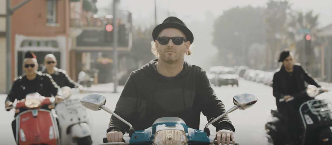 Stone Sour Rose red violent blue