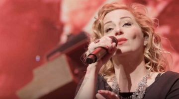 Ayreon con Floor Jansen, Marcela Bovio y Anneke