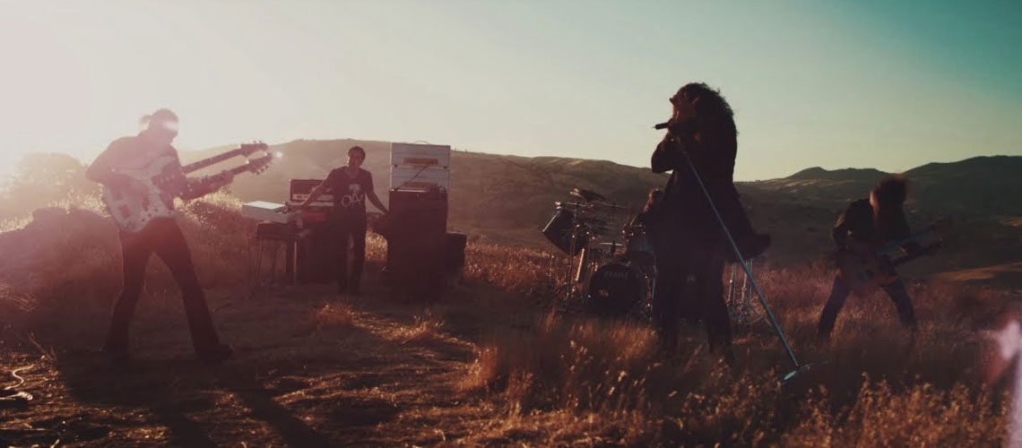 Sons Of Apollo realiza versión en español de “Alive”