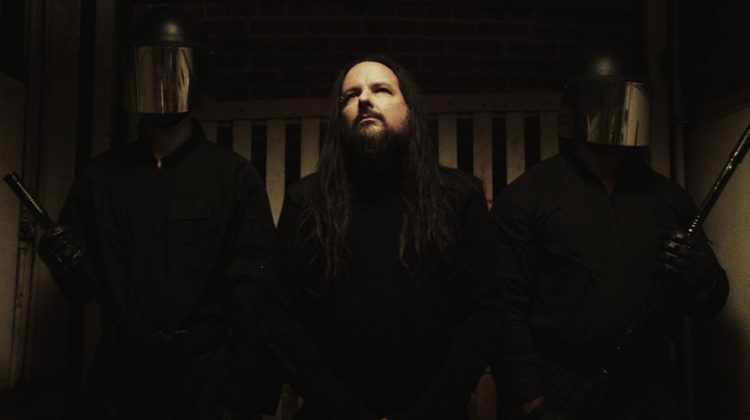 Jonathan Davis revela detalles de su álbum debut en solitario