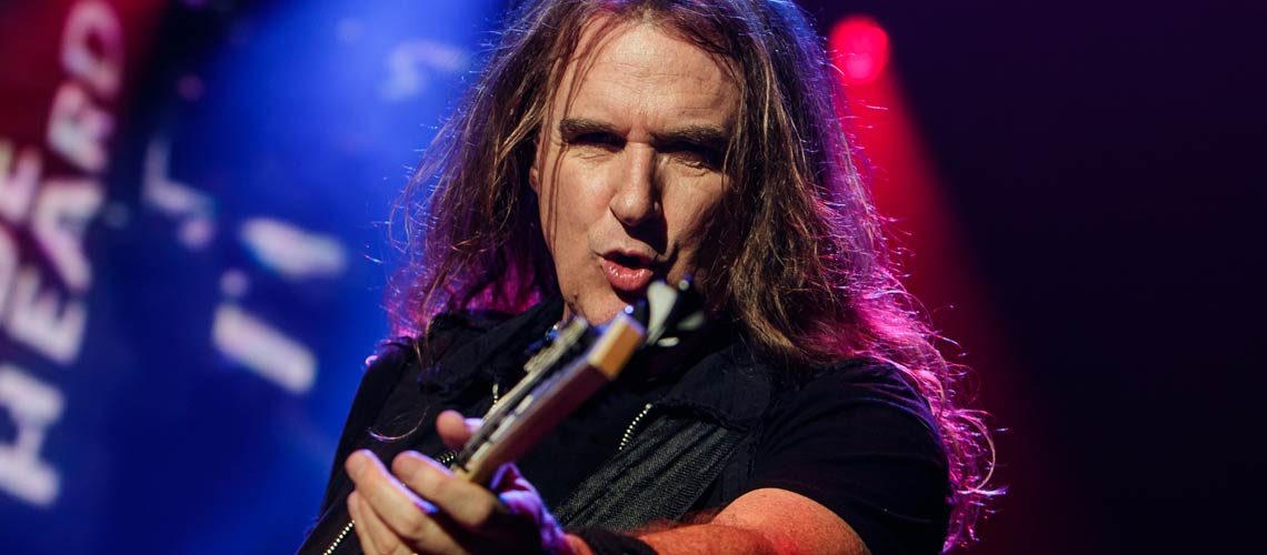 David Ellefson lanzará su libro "More Life With Deth"