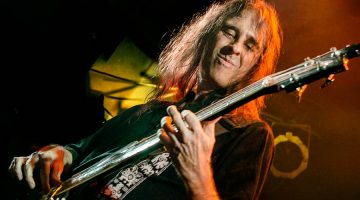 Beto Vázquez Infinity