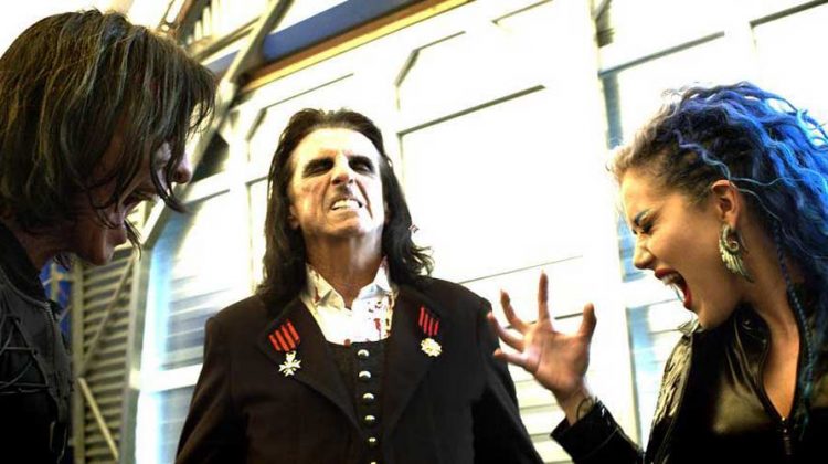 Alice Cooper y Alissa White-Gluz colaboran con Kane Roberts