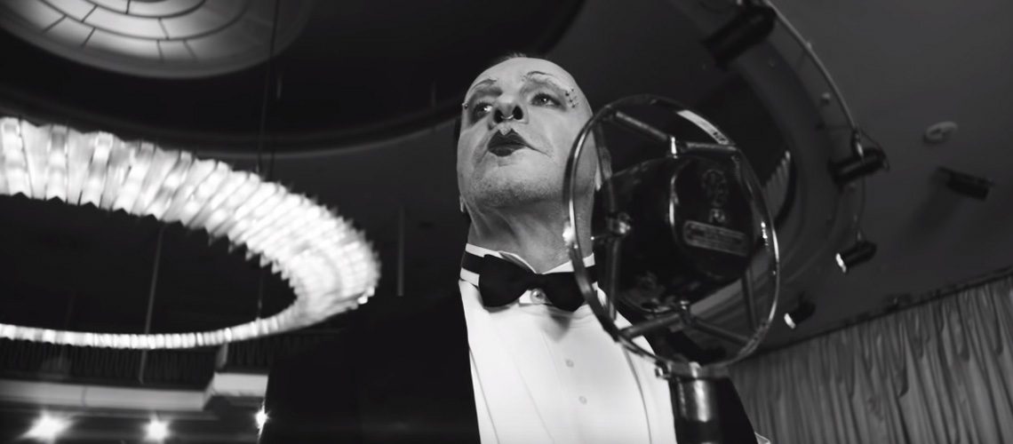 Rammstein lanzó el video musical de su nuevo single “Radio”.