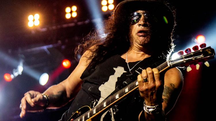 Slash en el Estadio GEBA