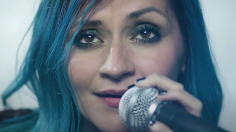 Breaking Benjamin ft Lacey Sturm de Flyleaf