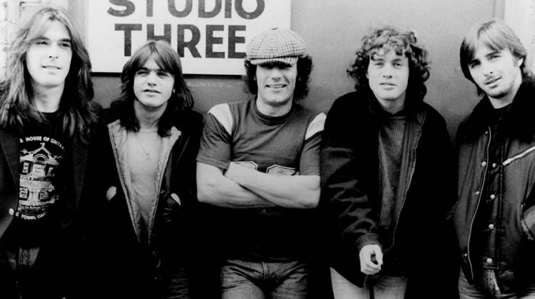 AC/DC
