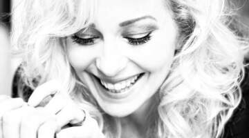 Anneke Van Giersbergen