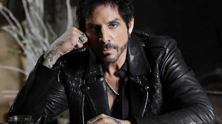 Deen Castronovo