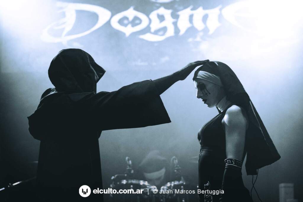 Dogma en Uniclub