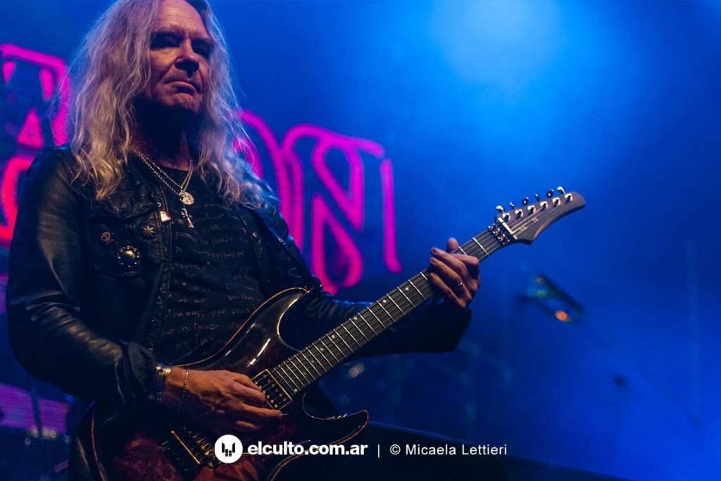 Saxon