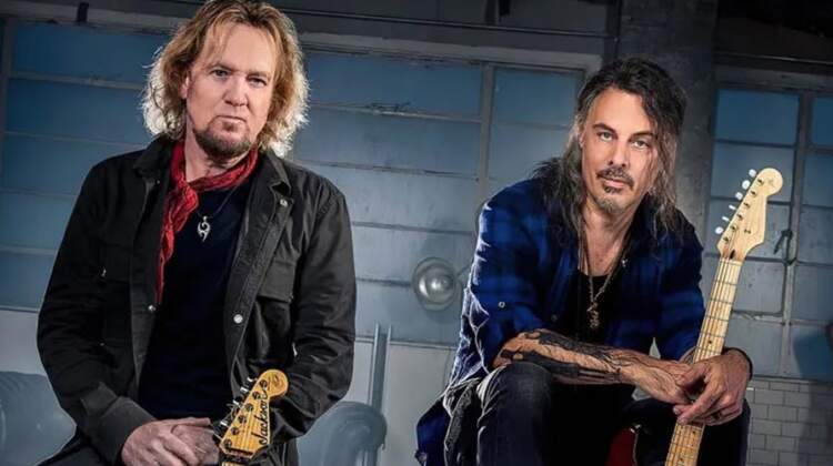 Adrian Smith y Richie Kotzen